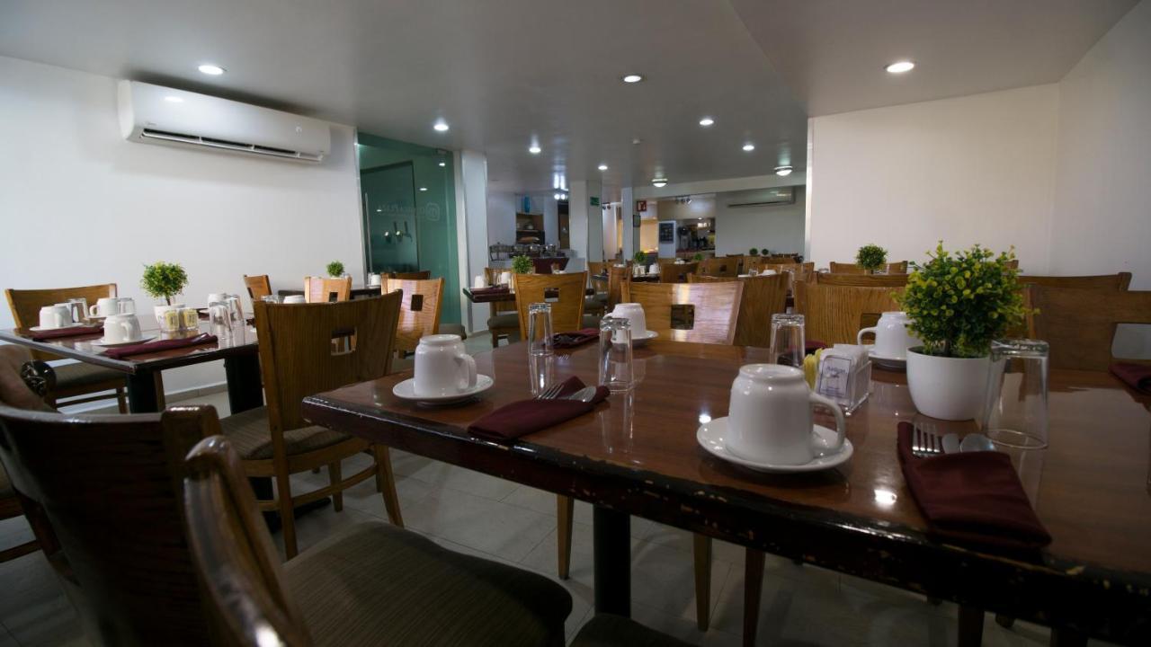 Olmeca Plaza Urban Express Hotel Villahermosa Kültér fotó