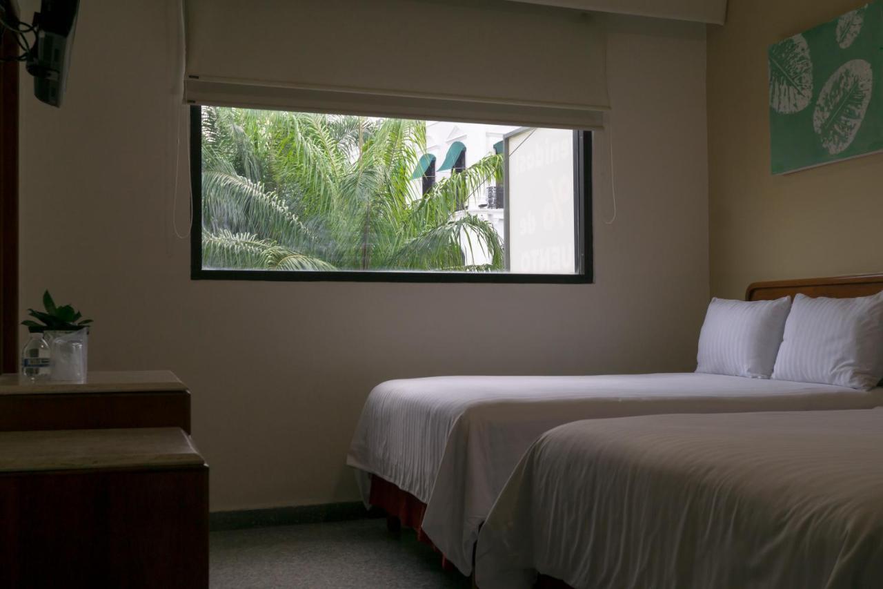 Olmeca Plaza Urban Express Hotel Villahermosa Kültér fotó