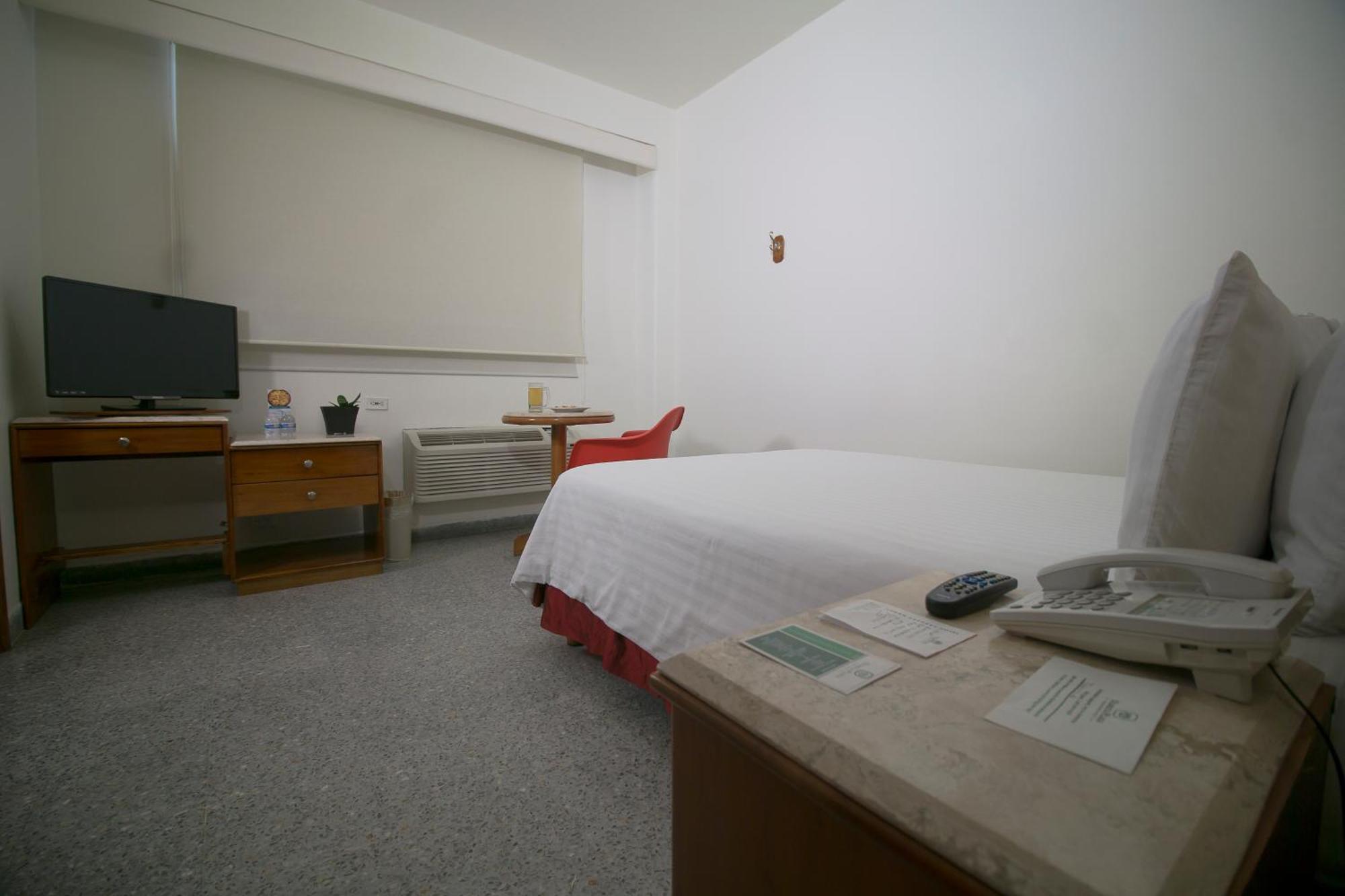 Olmeca Plaza Urban Express Hotel Villahermosa Kültér fotó